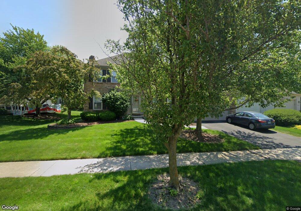 1436 Canyon Run Rd, Naperville, IL 60565 - photo 1