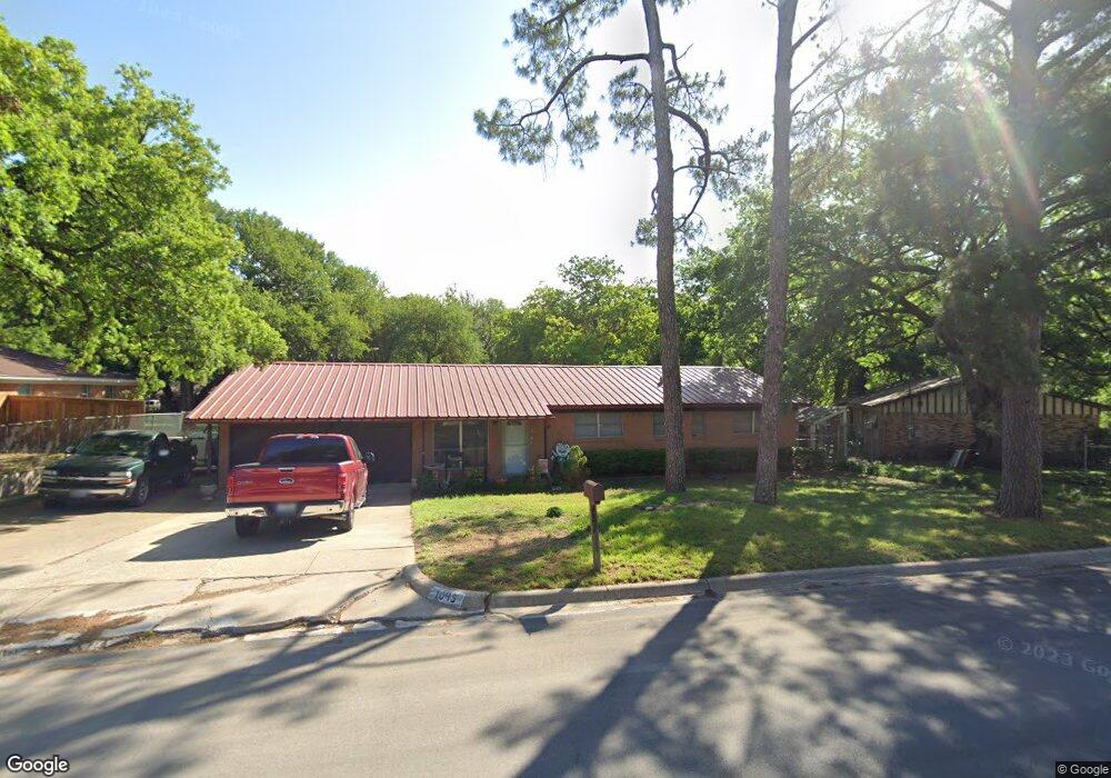 1045 Idlewood Ave, Azle, TX 76020 - photo 1