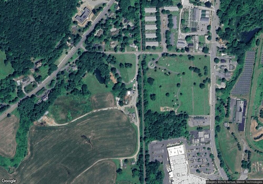 33 Silver St, Great Barrington, MA 01230 - photo 1