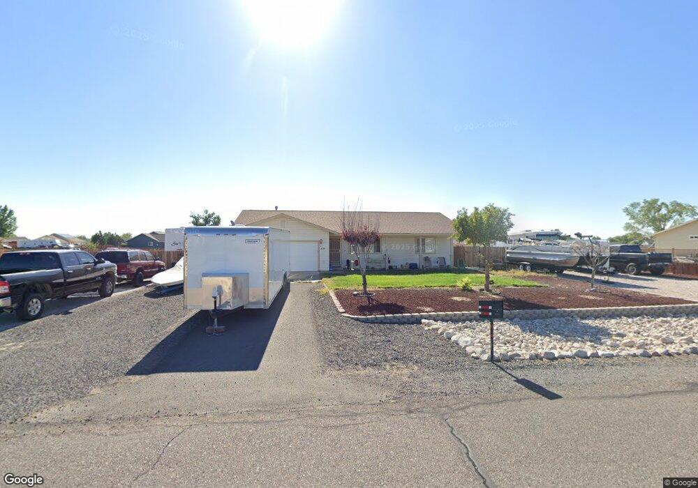 4552 Hawk Dr, Fallon, NV 89406 - photo 1