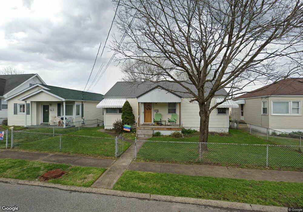 543 20th St, Dunbar, WV 25064 - photo 1