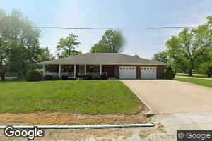 212 N Center St, Clarence, MO 63437