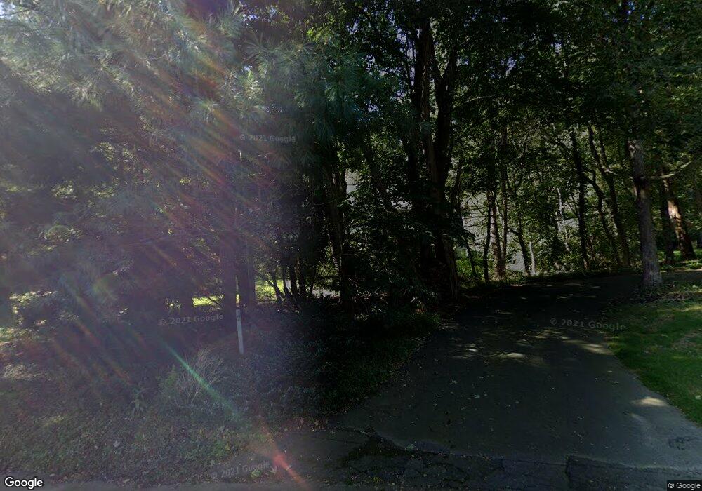 141 Mildred Cir, Concord, MA 01742 - photo 1