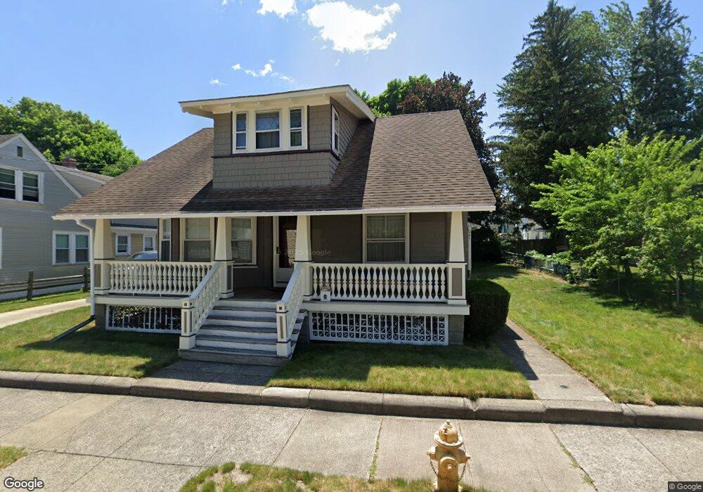 26 Terrace Ave, Pawtucket, RI 02860 - photo 1