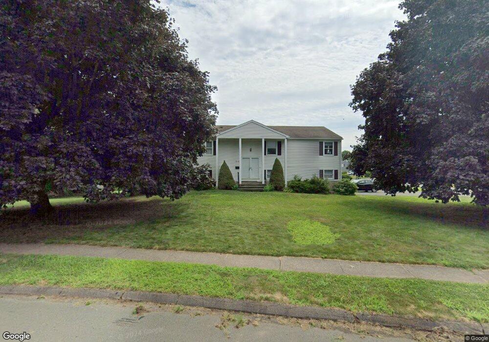 310 Coppermill Rd, Wethersfield, CT 06109 - photo 1