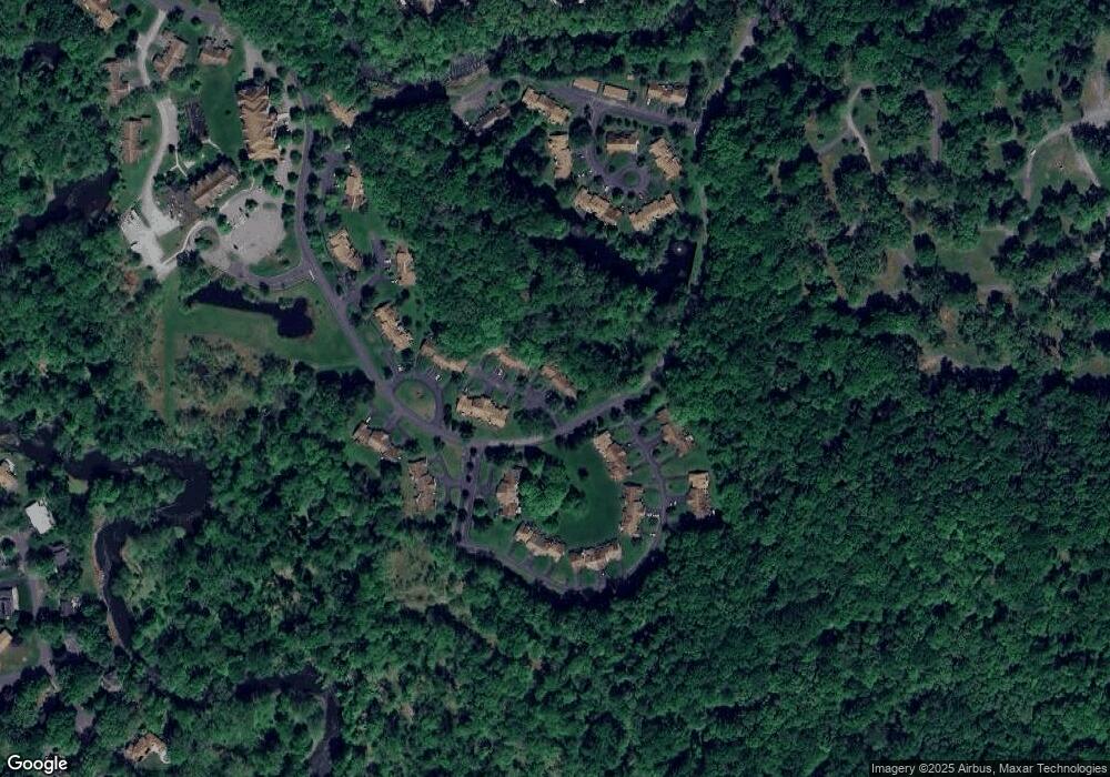 31 Village Dr, Stroudsburg, PA 18360 - photo 1