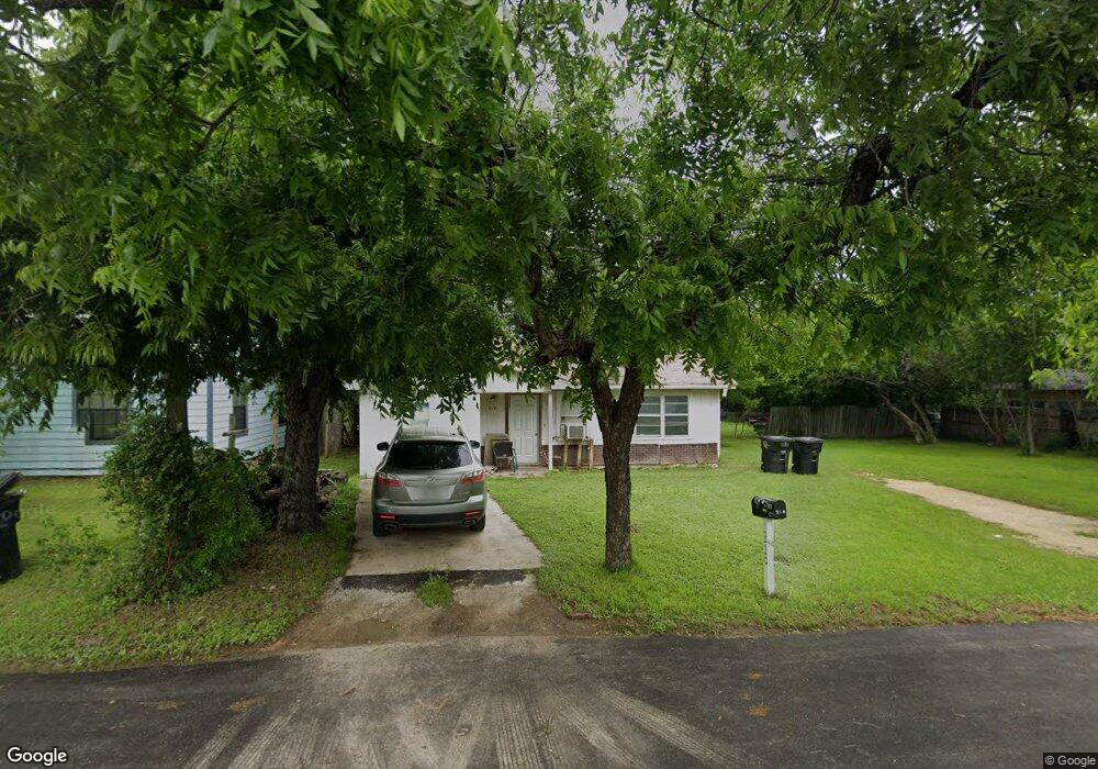 310 Erie St, Cleburne, TX 76031 - photo 1