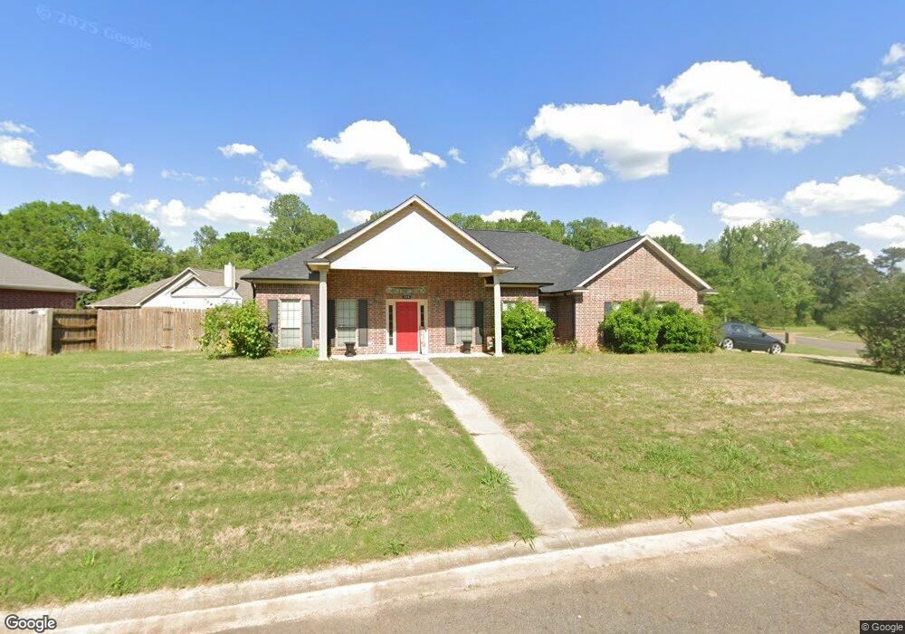 204 Pebble Creek Cir, Texarkana, TX 75501 - photo 1