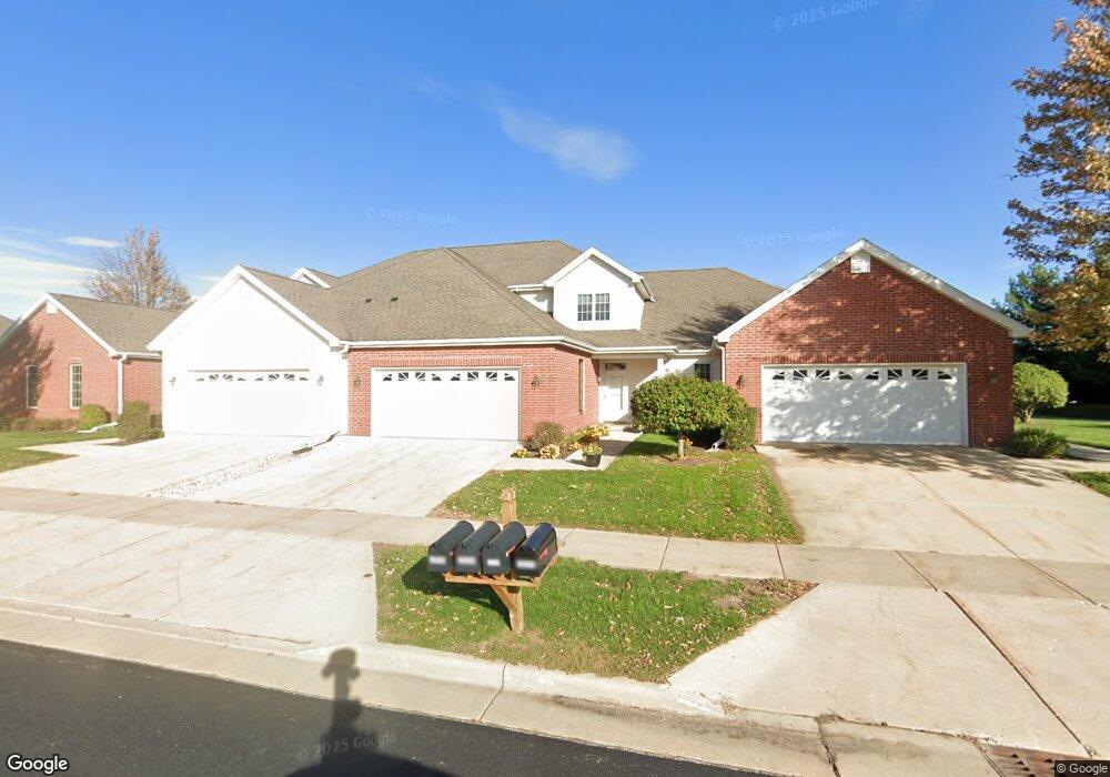 2832 Crinkle Root Dr, Fitchburg, WI 53711 - photo 1