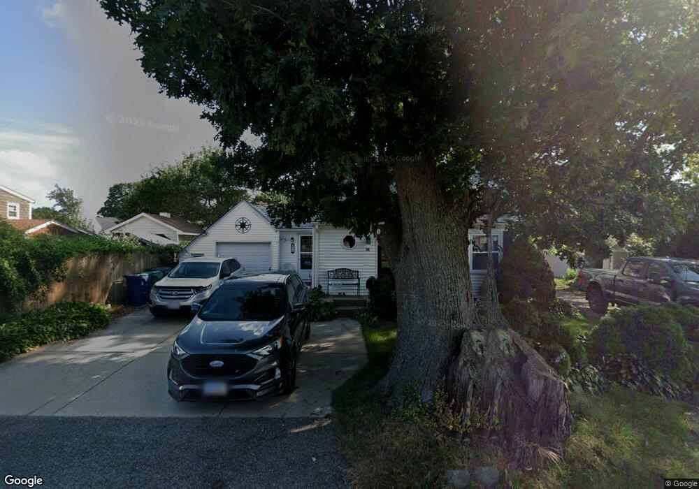 38 Draper Ave, Warwick, RI 02889 - photo 1