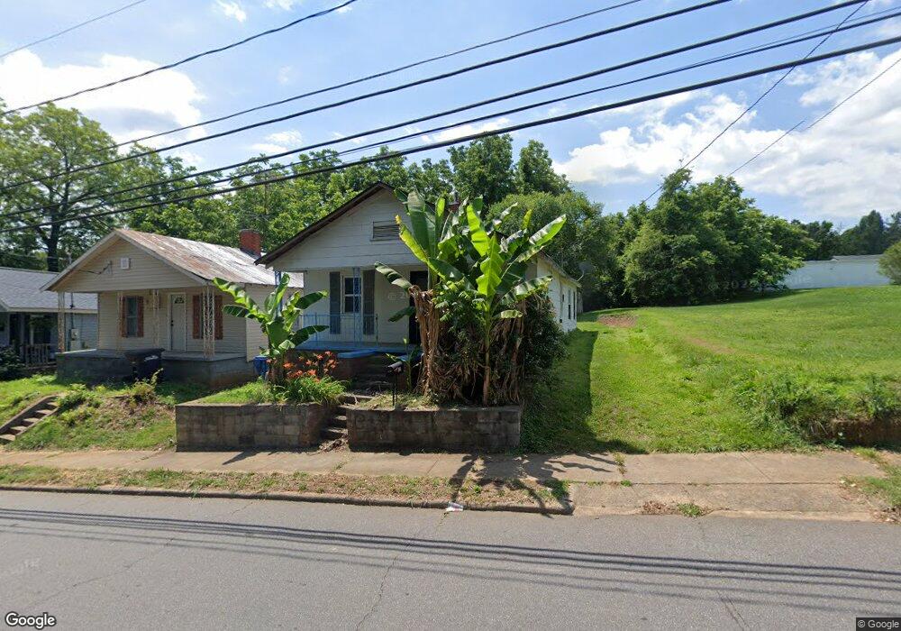 322 Garfield St, Statesville, NC 28677 - photo 1