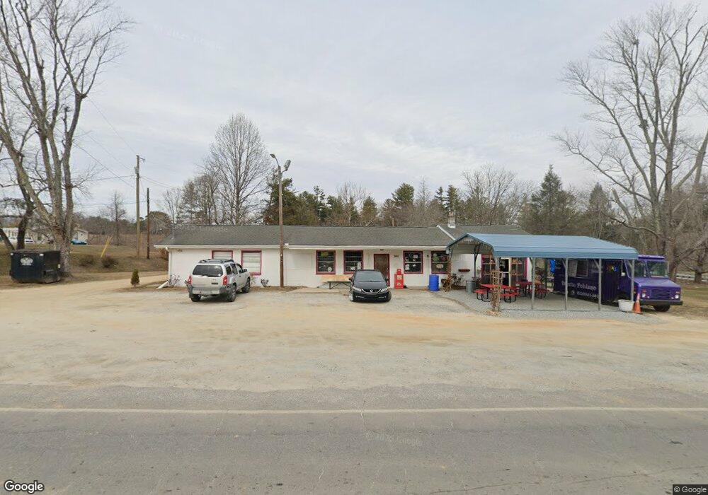 3013 Sugarloaf Rd, Hendersonville, NC 28792 - photo 1