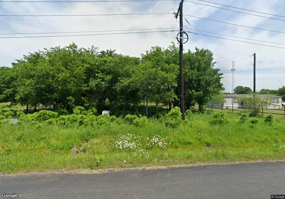 217 Clayton Rd, Azle, TX 76020 - photo 1