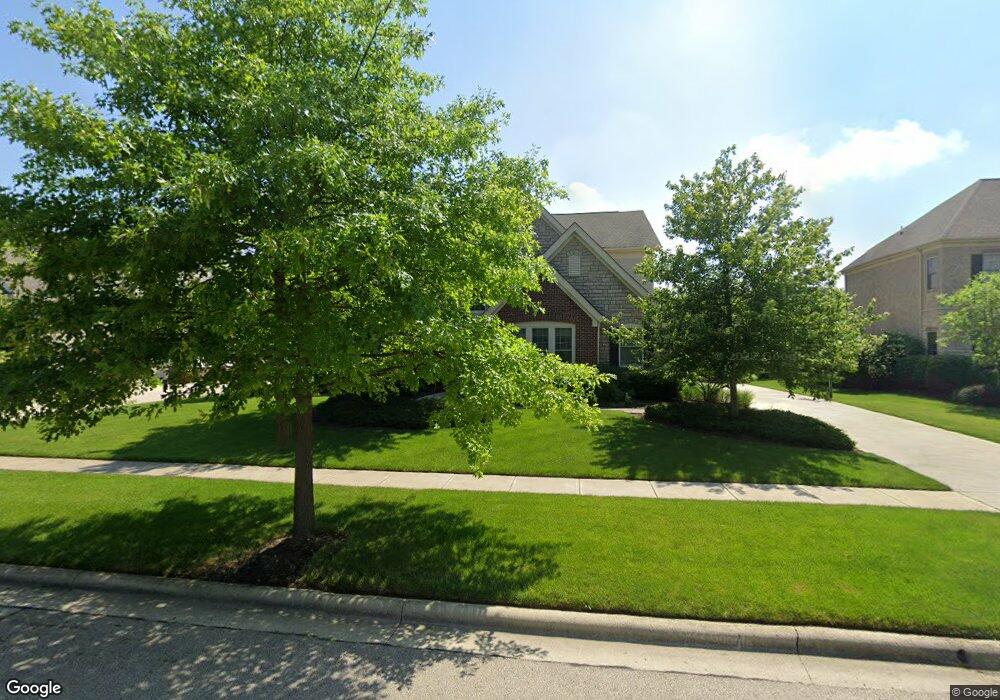 9805 Macdonald Dr, Dublin, OH 43017 - photo 1