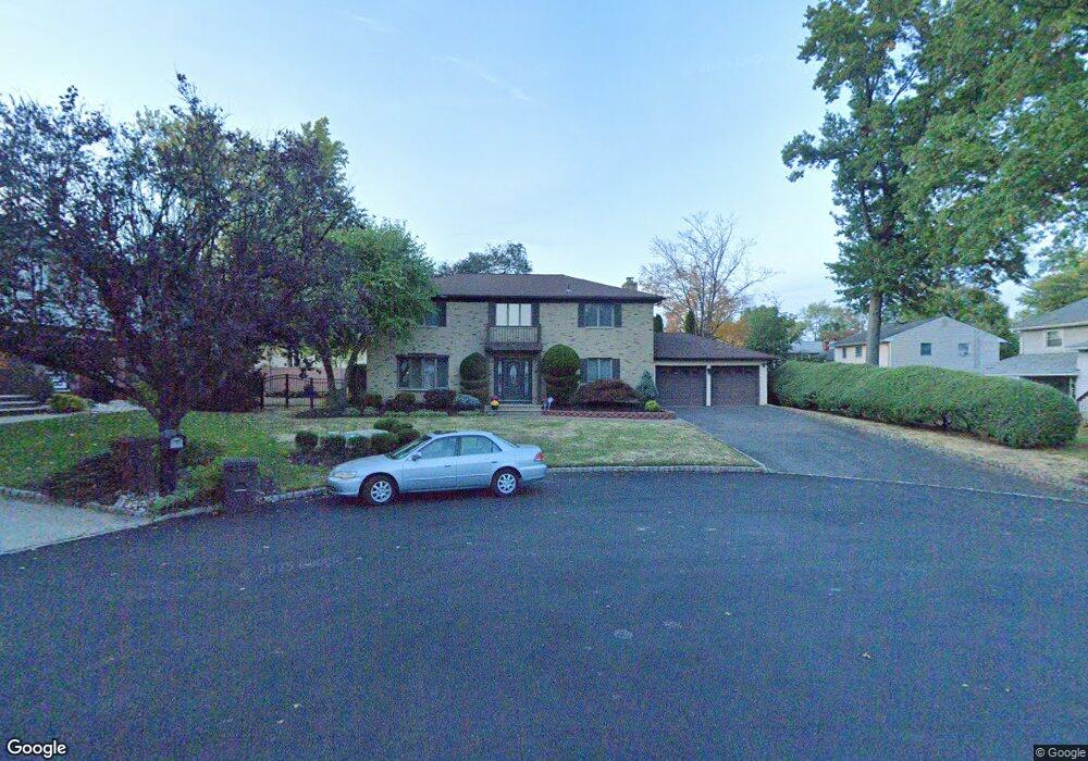 10 Birch Ln, Clark, NJ 07066 - photo 1