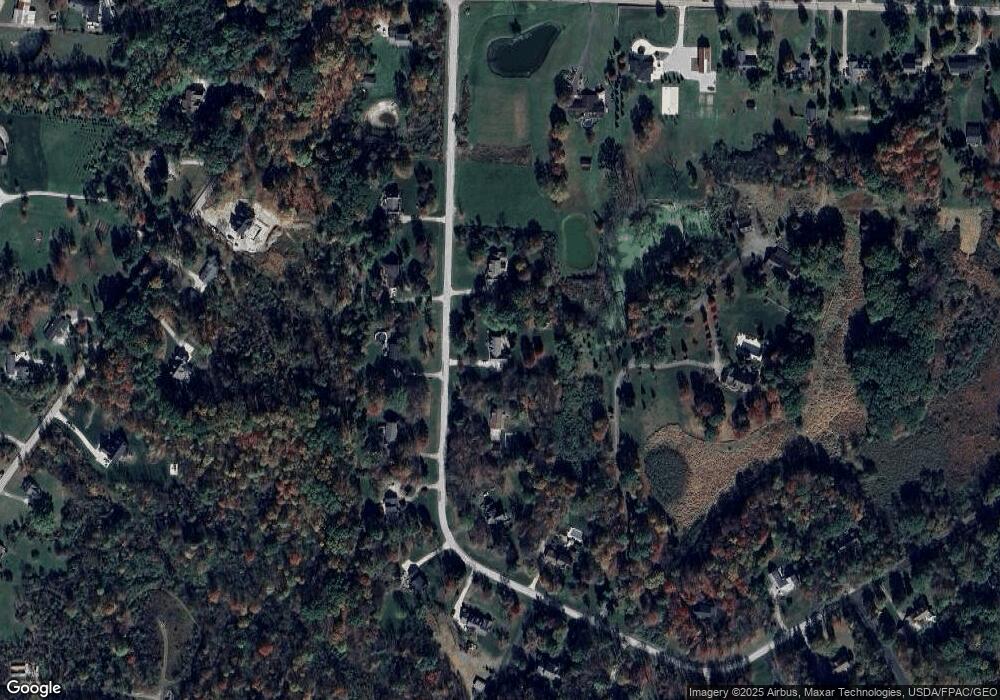 820 Deep Woods Dr, Aurora, OH 44202 - photo 1