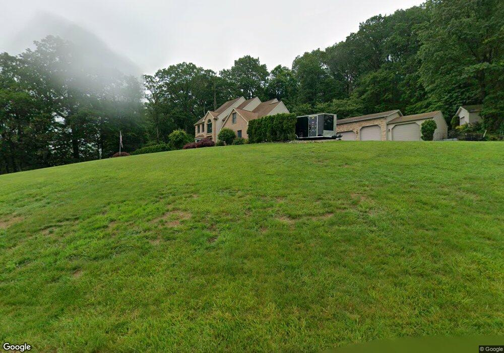 6626 Laglers Dr, Zionsville, PA 18092 - photo 1