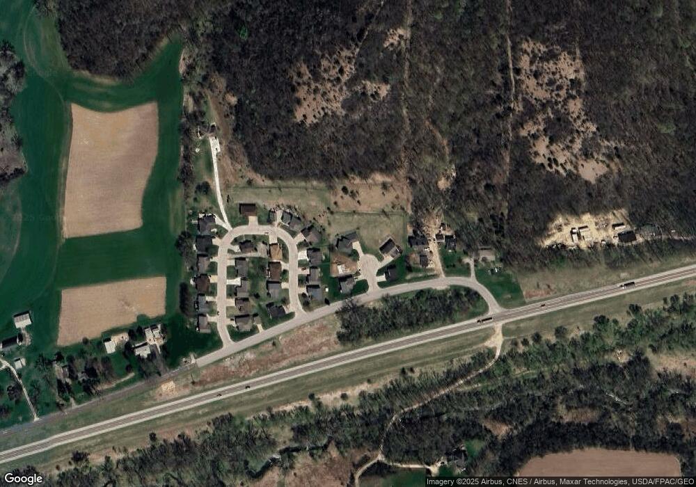 61 Bluebird Ct, Winona, MN 55987 - photo 1