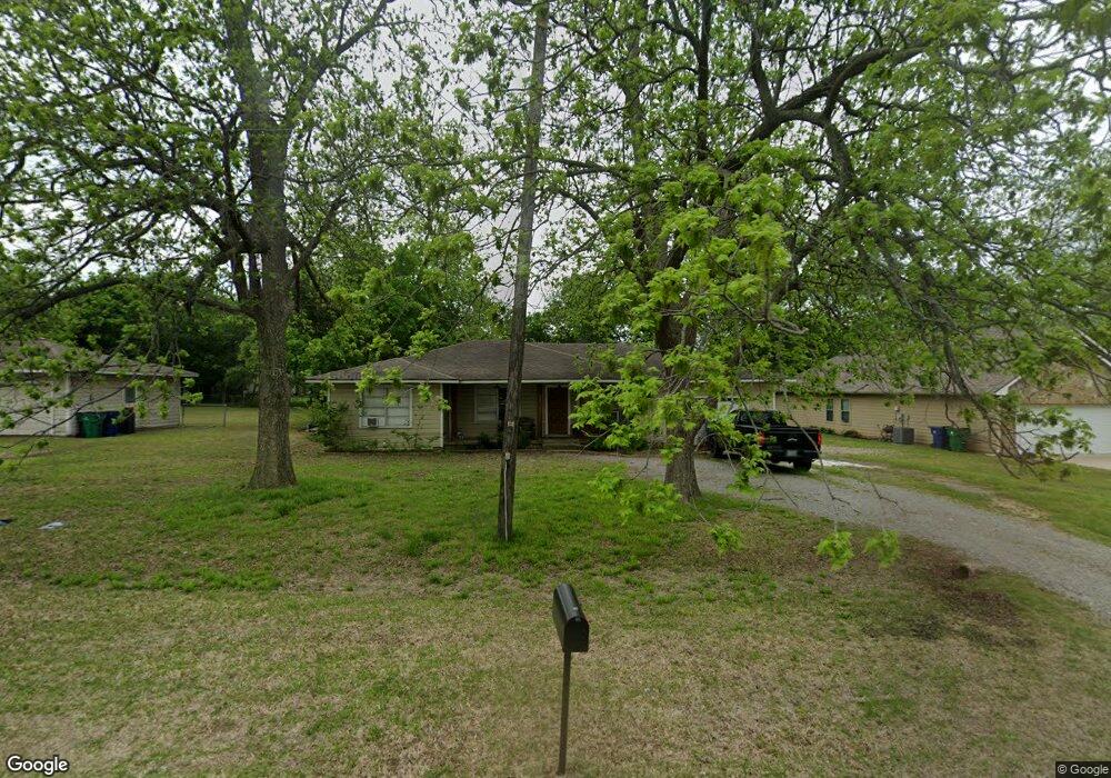 409 Main St, Pottsboro, TX 75076 - photo 1