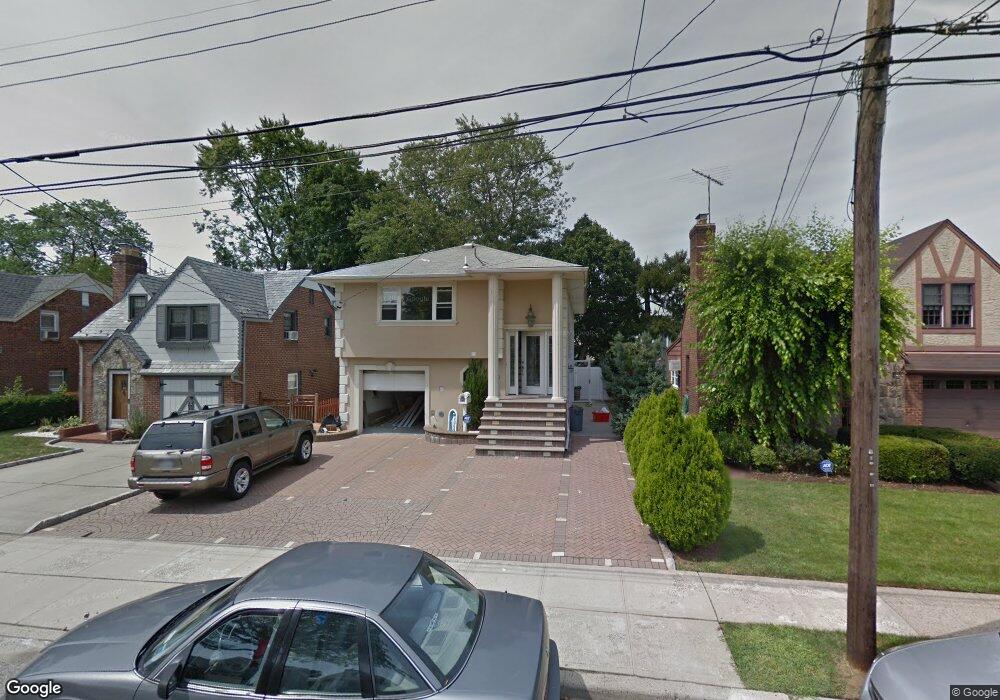 55 Poppy Ave, Franklin Square, NY 11010 - photo 1