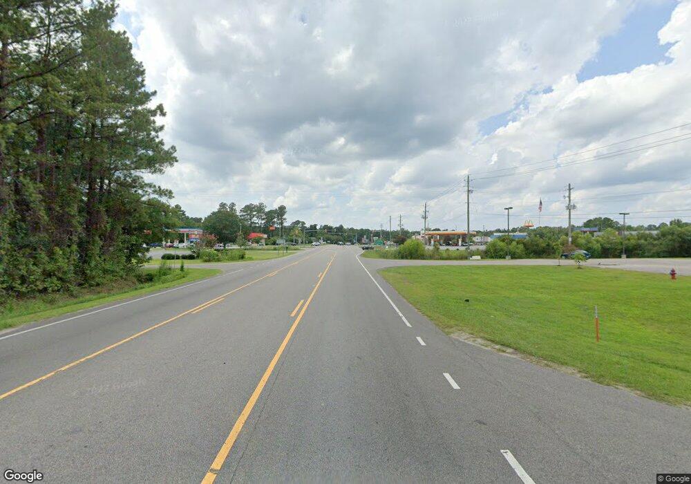 102 Us Highway 117 N, Burgaw, NC 28425 - photo 1