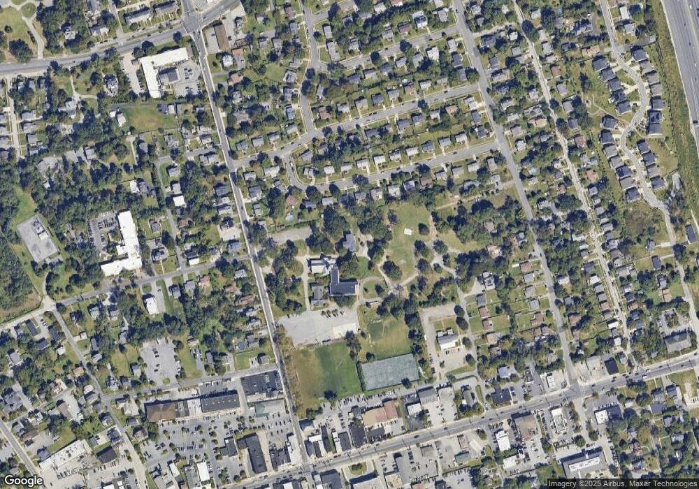 202 Ingleside Ave, Baltimore, MD 21228 - photo 1