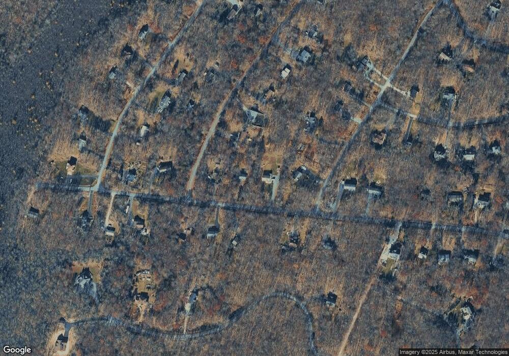 124 Primrose Ln, Milford, PA 18337 - photo 1