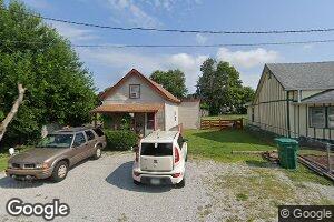 208 W Jackson St, Fairland, IN 46126