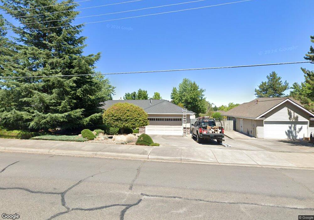 2425 Spring St, Medford, OR 97504 - photo 1