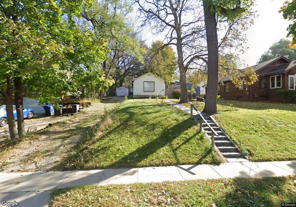 1317 47th St, Des Moines, IA 50311 - photo 1