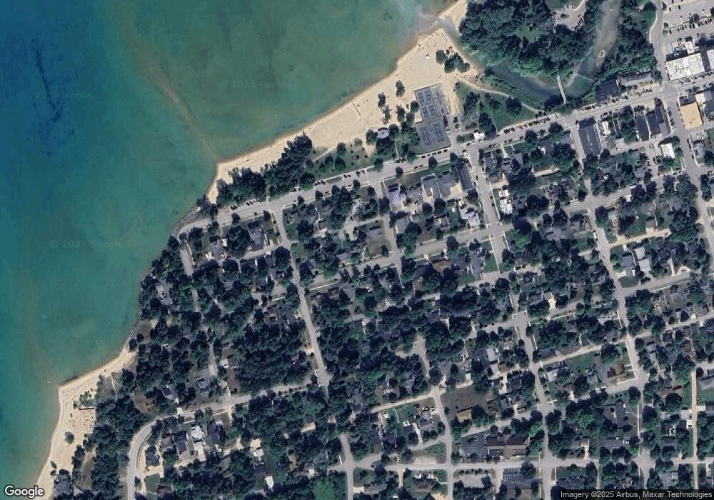 506 Traverse St, Elk Rapids, MI 49629 - photo 1