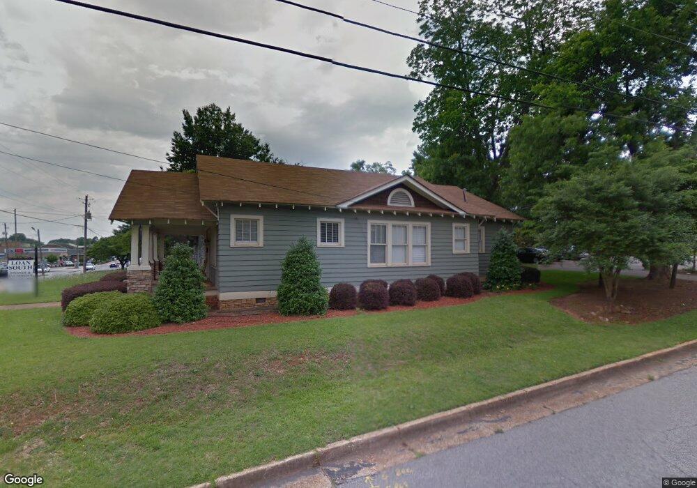 222 Forsyth St, Barnesville, GA 30204 - photo 1