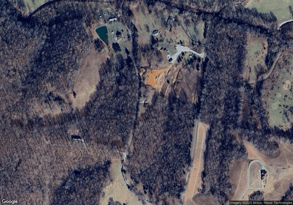 304 Douglas Ln, Erin, TN 37061 - photo 1