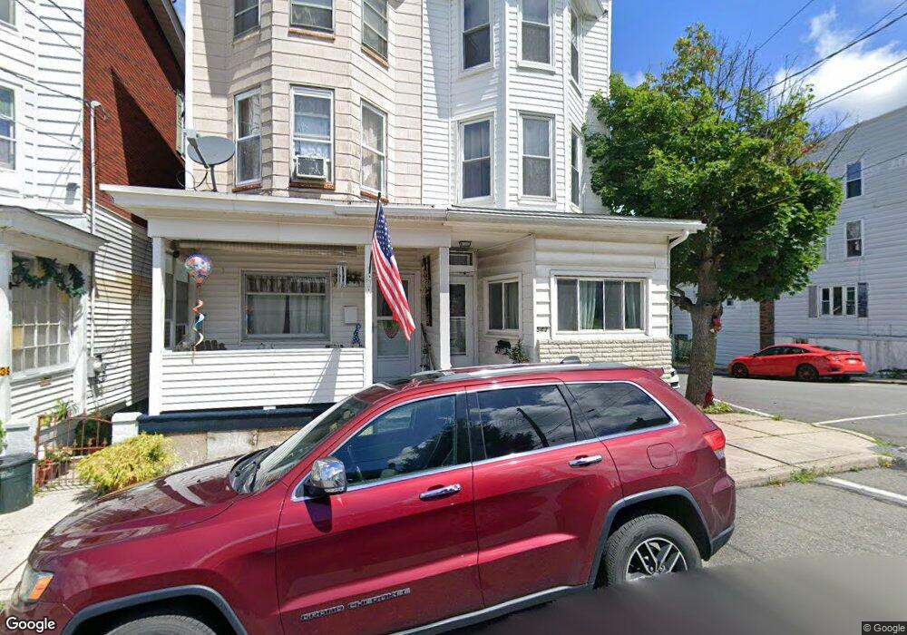 543 E Bertsch St, Lansford, PA 18232 - photo 1