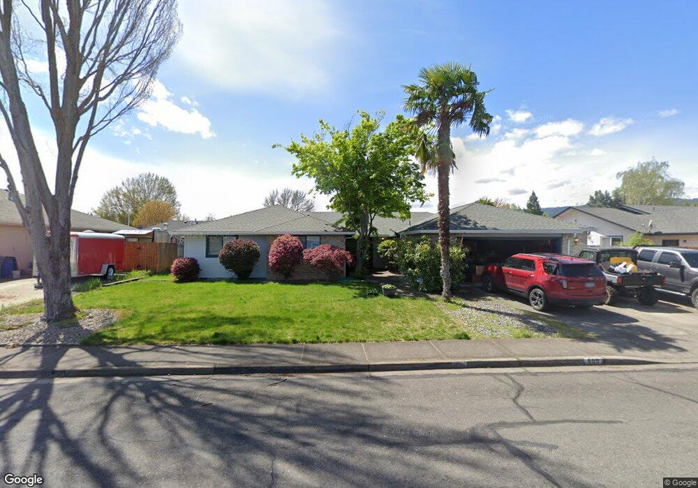 609 Brandon St, Central Point, OR 97502 - photo 1