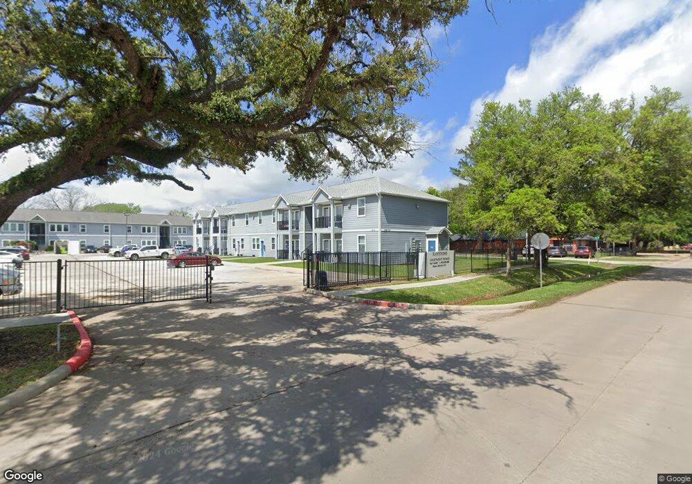 2600 Avenue K, Bay City, TX 77414 - photo 1