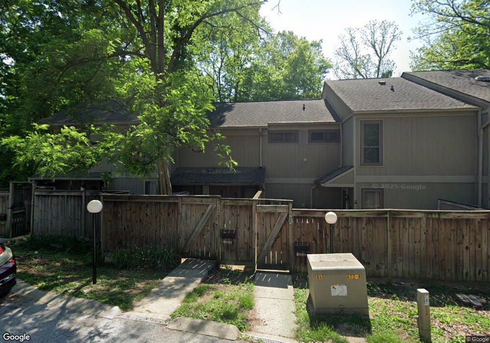 4284 Larkspur Trace unit B2, Indianapolis, IN 46237 - photo 1