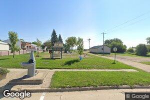 112 E 3rd St, Welcome, MN 56181