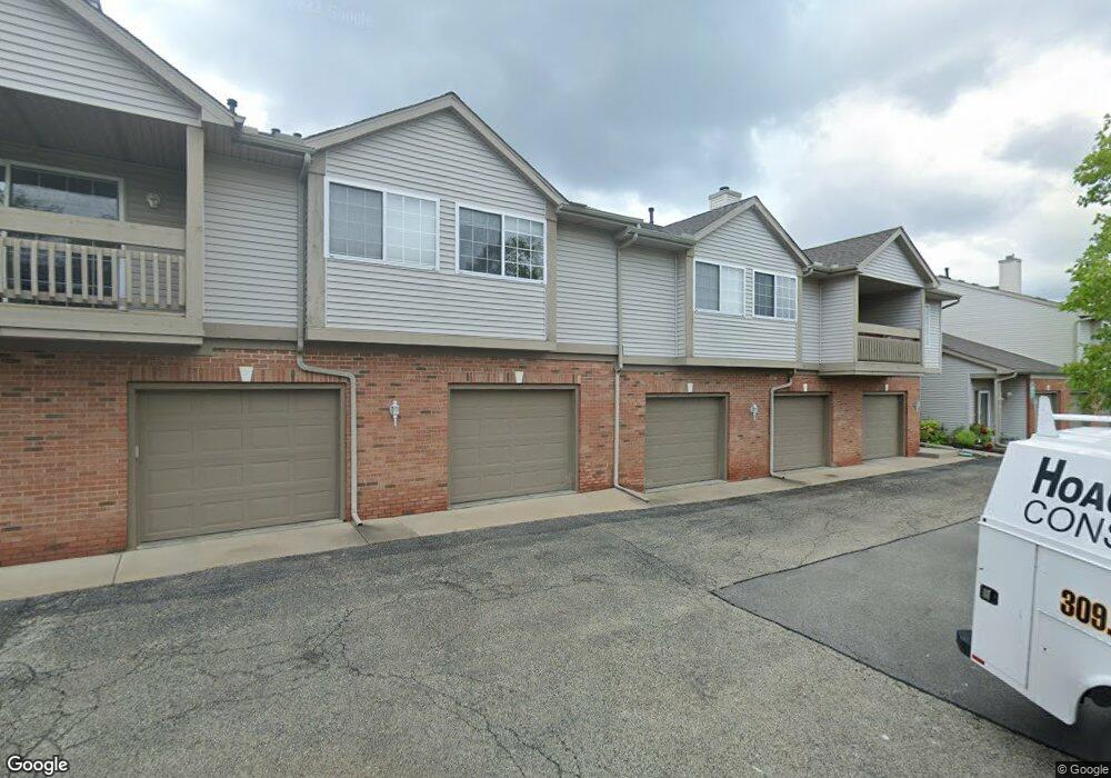 4553 N Thornhill Dr unit 104, Peoria, IL 61615 - photo 1