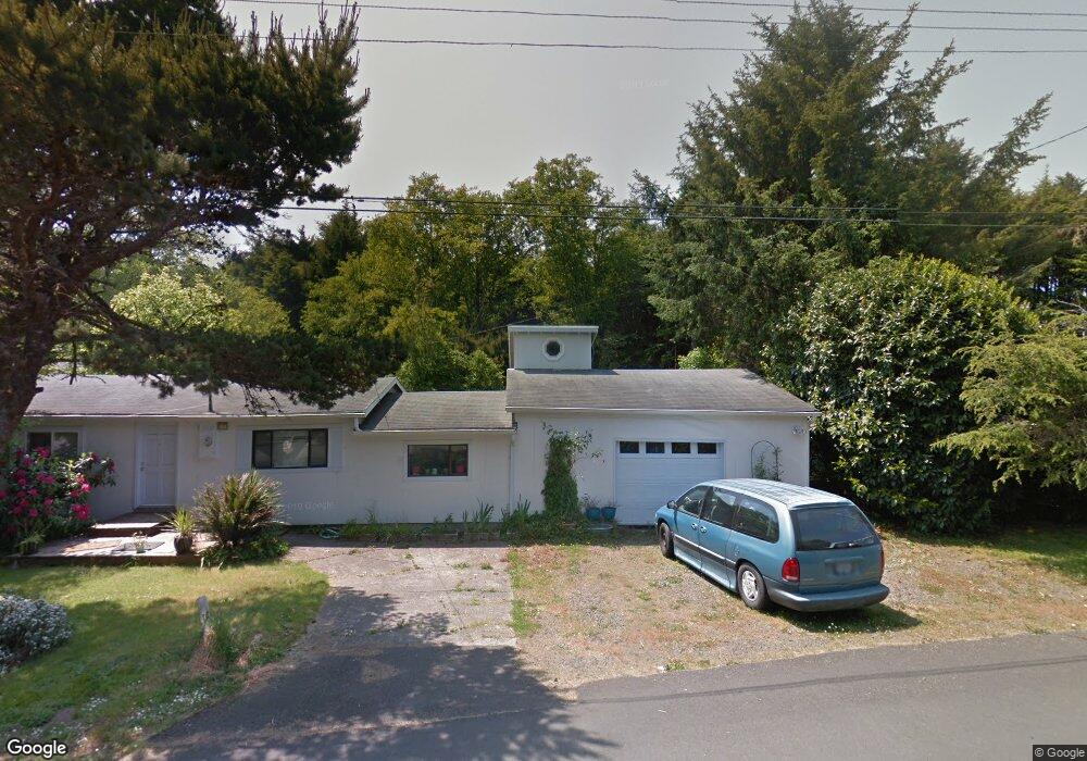 1815 SW Harbor Ave unit 201, Lincoln City, OR 97367 - photo 1