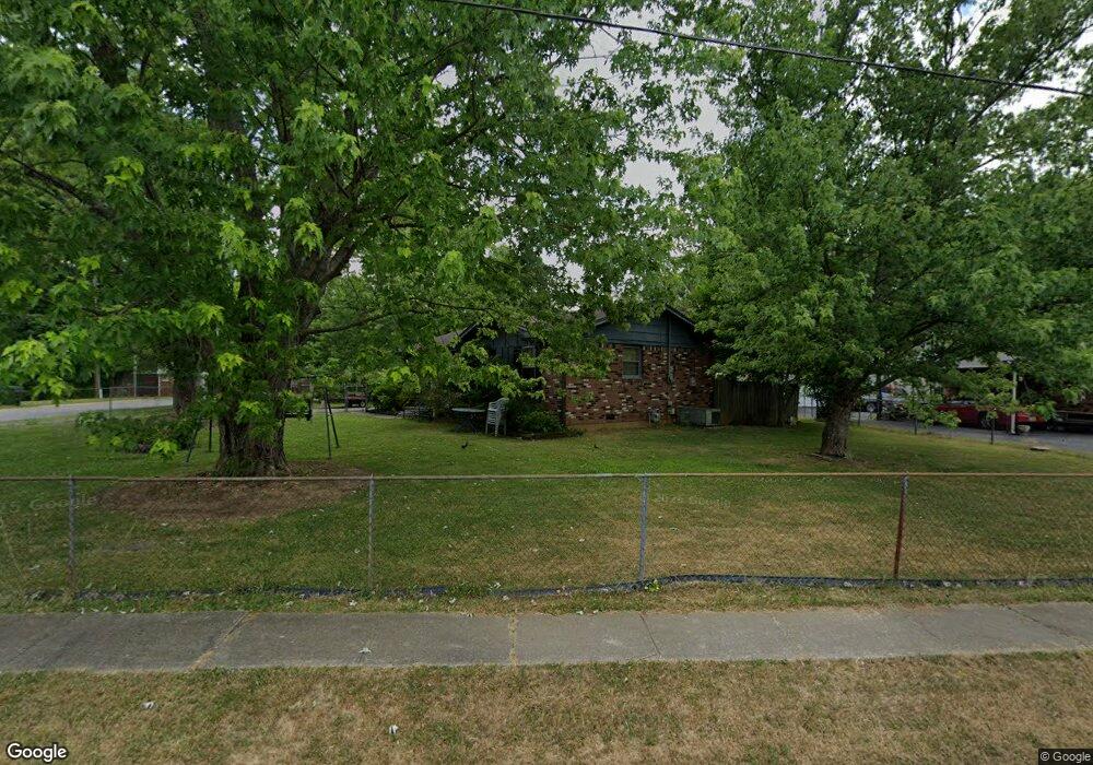 723 Hawthorne St, Hopkinsville, KY 42240 - photo 1