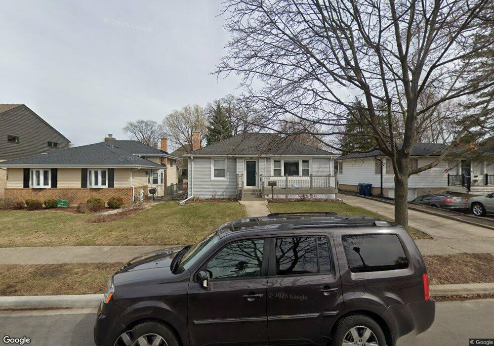 791 S Fairfield Ave, Elmhurst, IL 60126 - photo 1