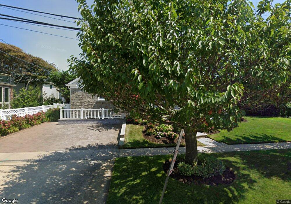 86 Dutchess Blvd, Atlantic Beach, NY 11509 - photo 1