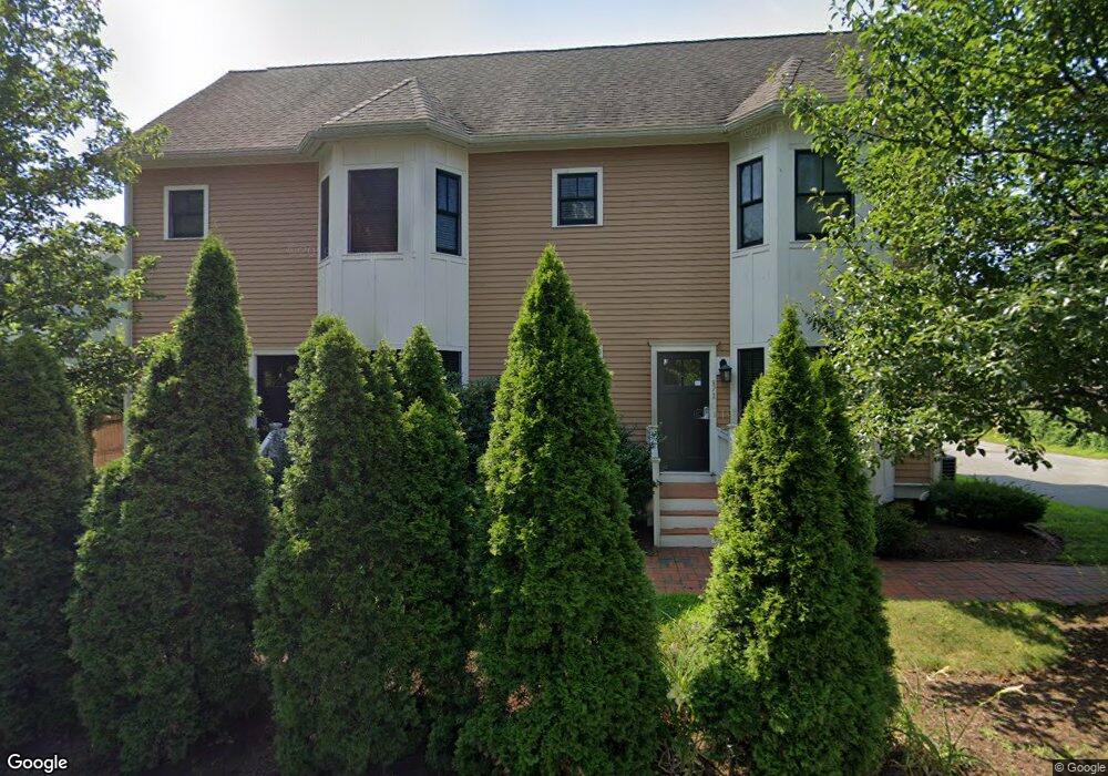 5 Spruce Ave unit 2, Cambridge, MA 02138 - photo 1