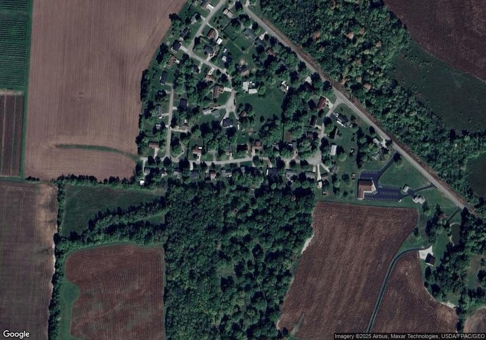 6465 Putnam Dr, Circleville, OH 43113 - photo 1