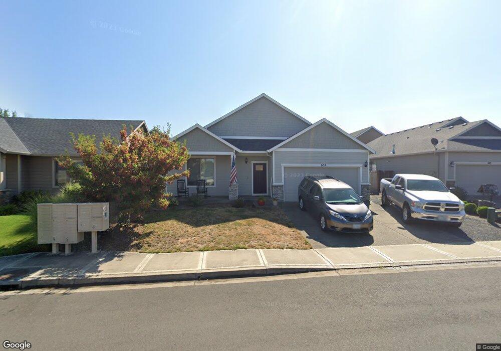 657 Kelsey Loop, Molalla, OR 97038 - photo 1