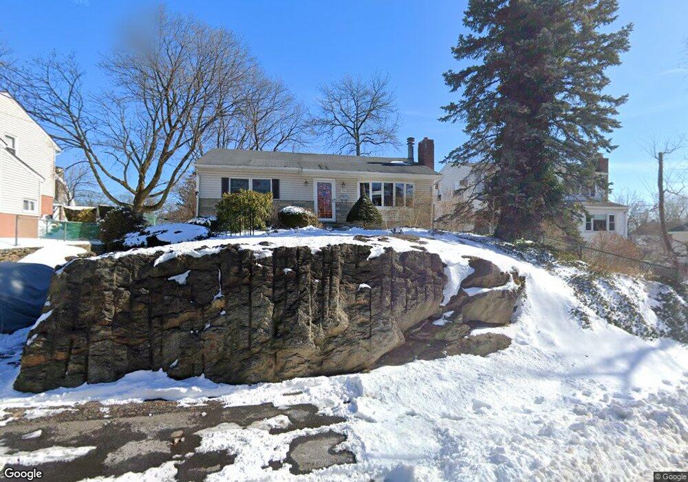 306 Glenbrook Ave, Yonkers, NY 10705 - photo 1