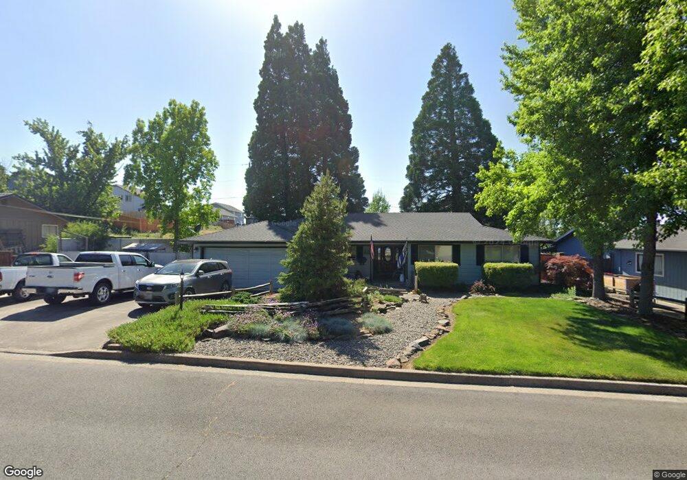 1233 Valley View Dr, Medford, OR 97504 - photo 1