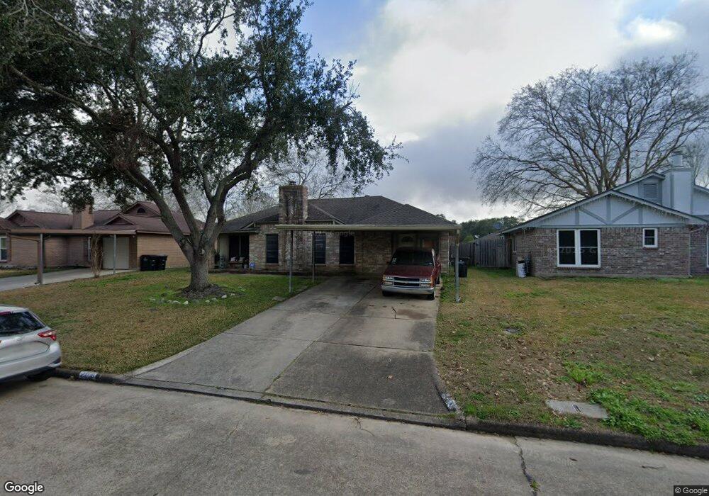 2706 Mockingbird Dr, Alvin, TX 77511 - photo 1