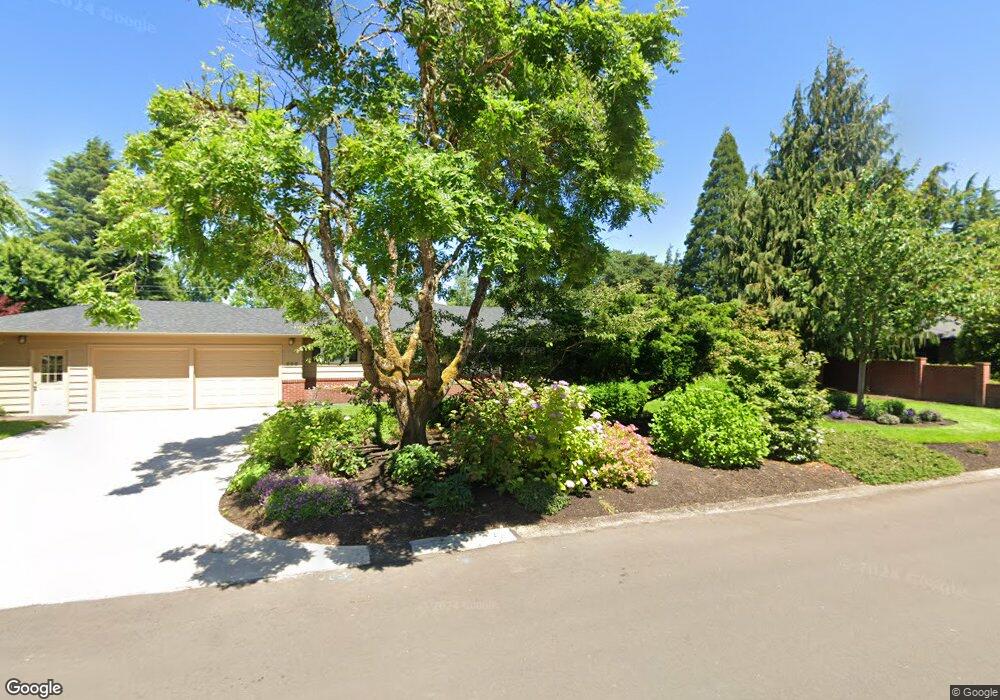 889 Lariat Dr, Eugene, OR 97401 - photo 1